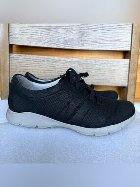Dansko Alissa sneakers in a black size 41 for women